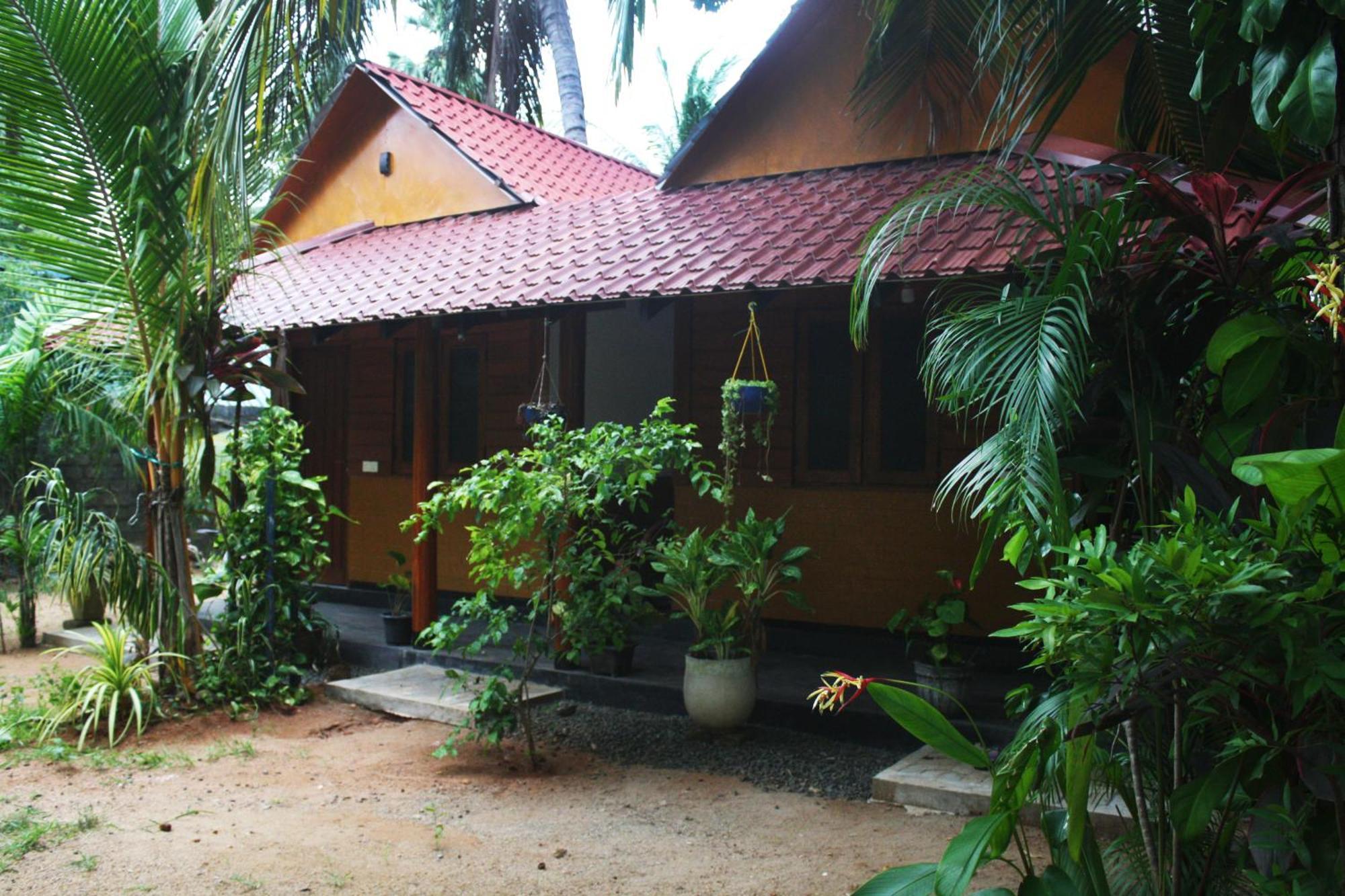 Pearl Bungalow Trincomalee Exterior photo